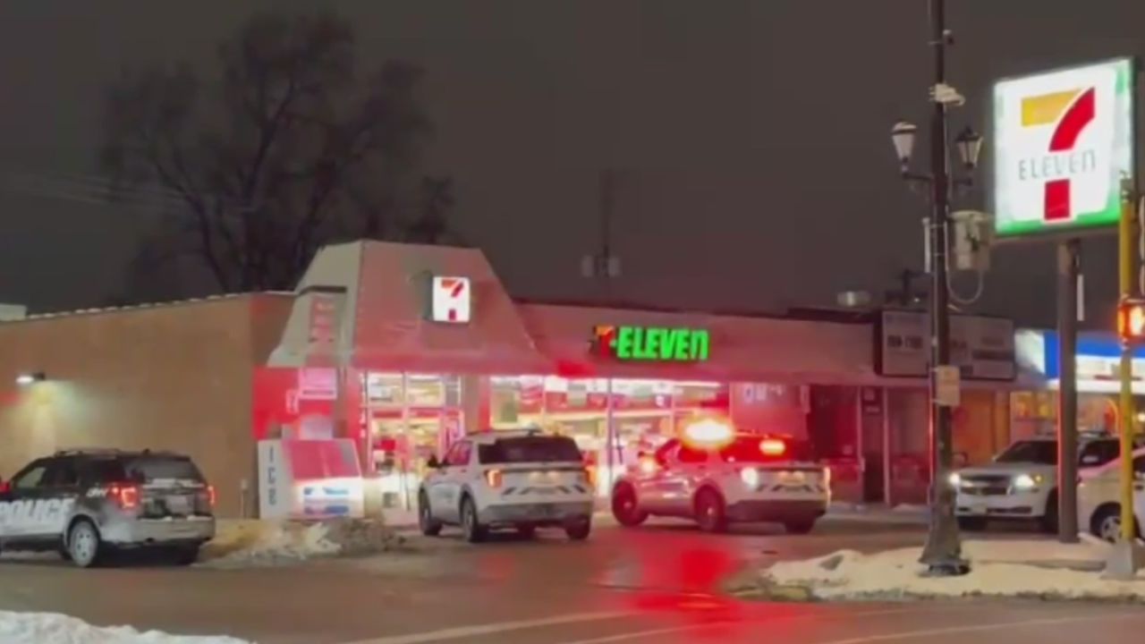 Armed 7-Eleven Robbery Triggers Early-Morning Police Pursuit in Cicero, Illinois