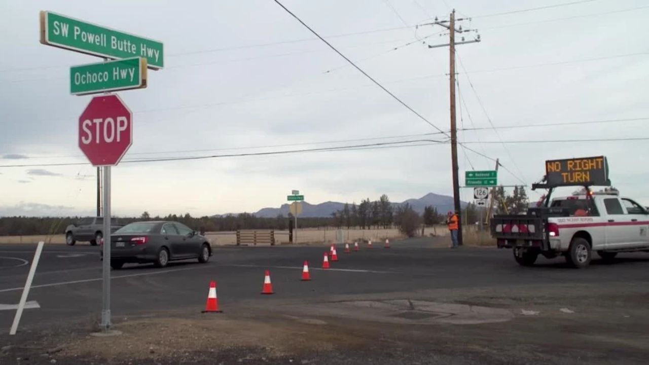 Bend Woman Dies in Head-On Crash Near Powell Butte, Redmond Driver Hospitalized