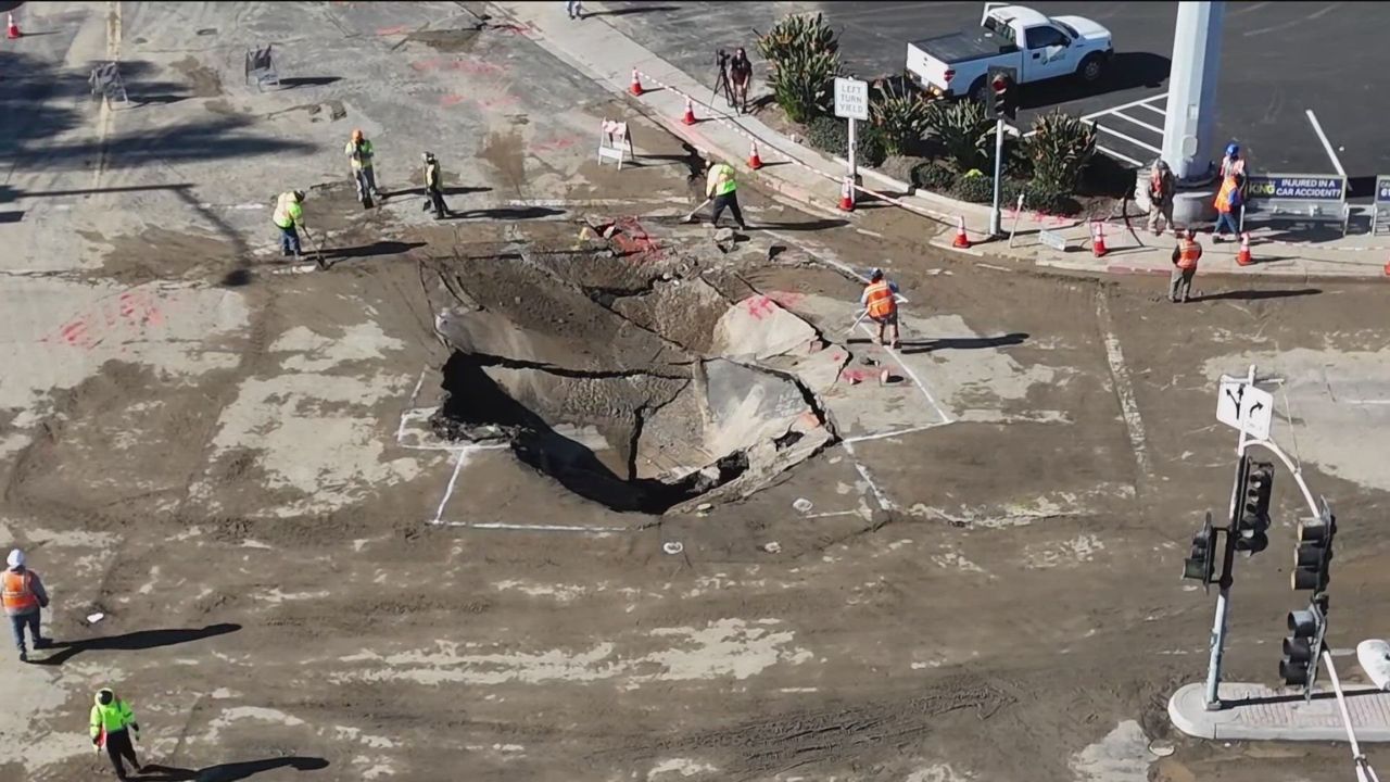 Water Main Break Triggers Sinkhole Closure on Morena Boulevard, San Diego Roads to Reopen Tuesday