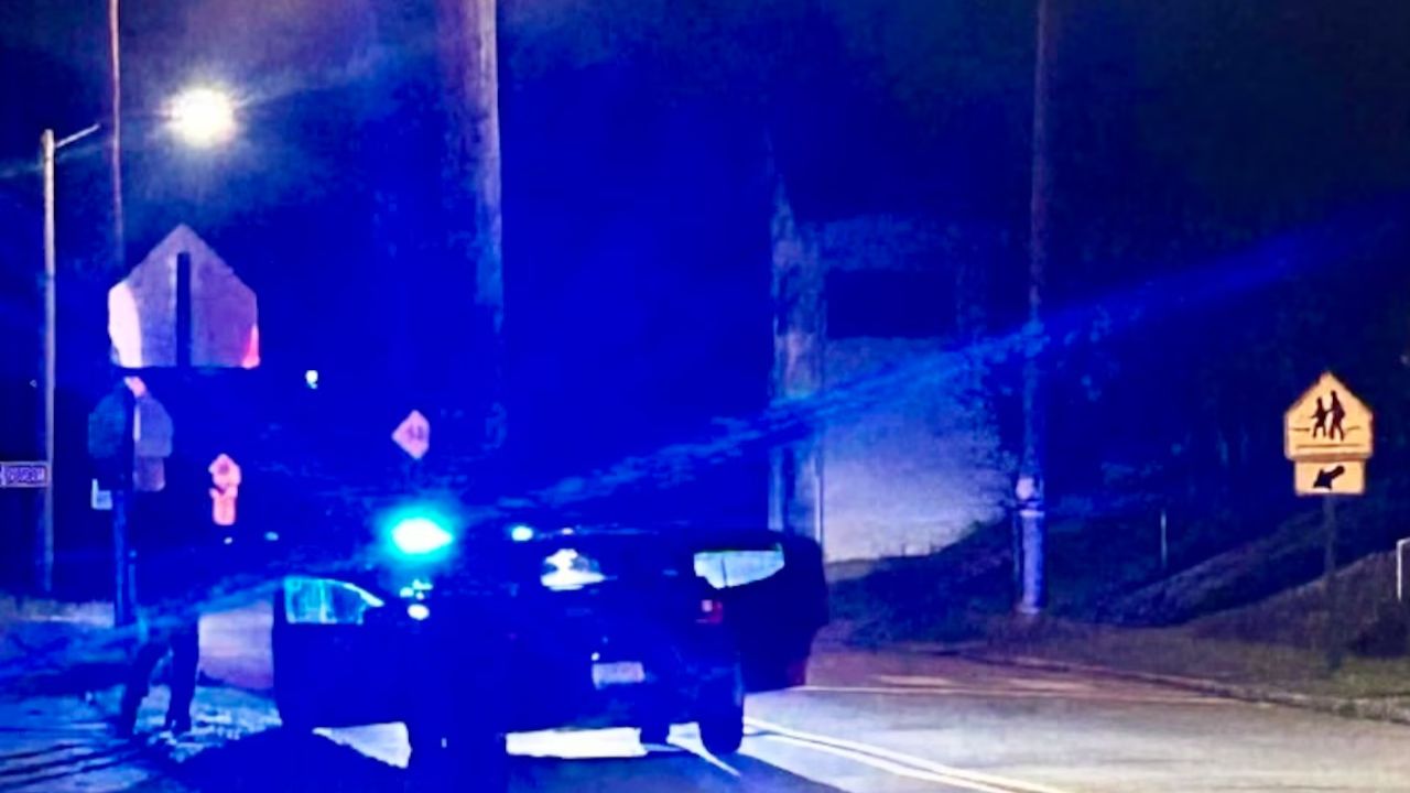 Man Found Shot Inside Vehicle on East Lake Boulevard, Investigation Underway