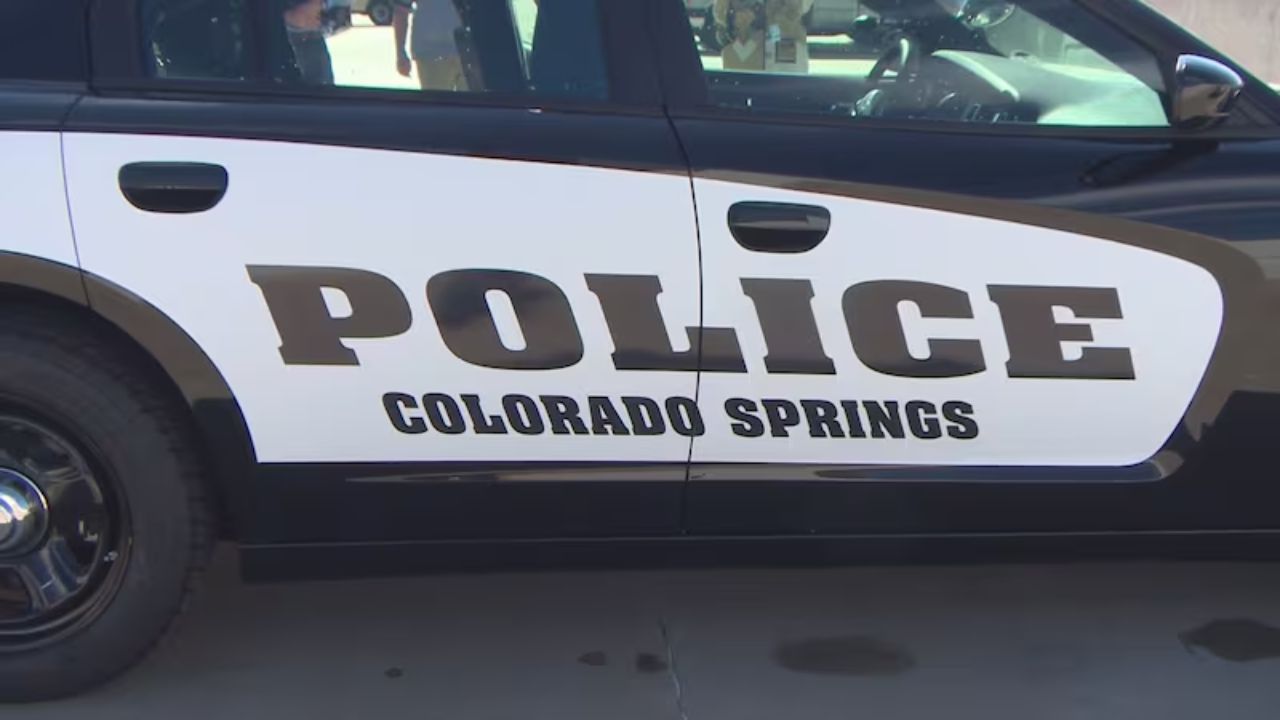 Masked Gunman Steals Cash, Lottery Tickets in Colorado Springs Store Robbery