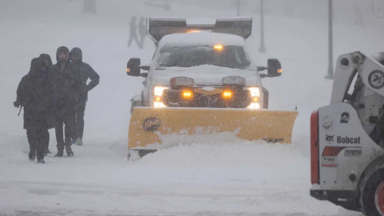 Massachusetts Blizzard Warning: Boston Area Braces for Nor’easter Dumping Over Two Feet of Snow