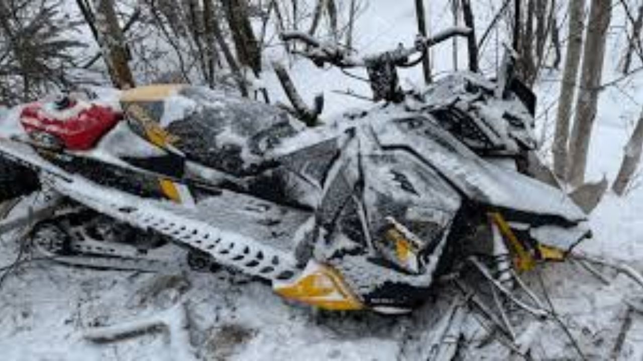 Massachusetts Man Seriously Injured, Charged with DWI After New Hampshire Snowmobile Crash