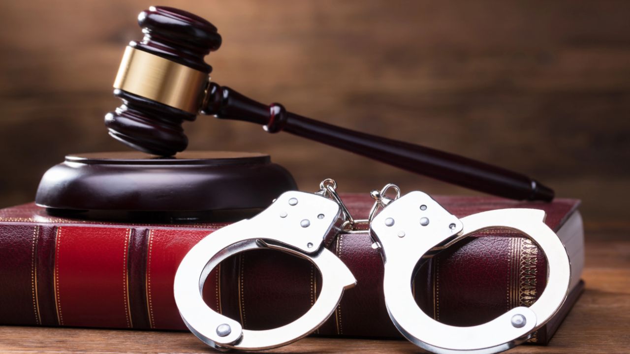 Mount Carmel Man Accused of Selling Meth to Informant, Allegedly Used Drug Money on Skill Machines