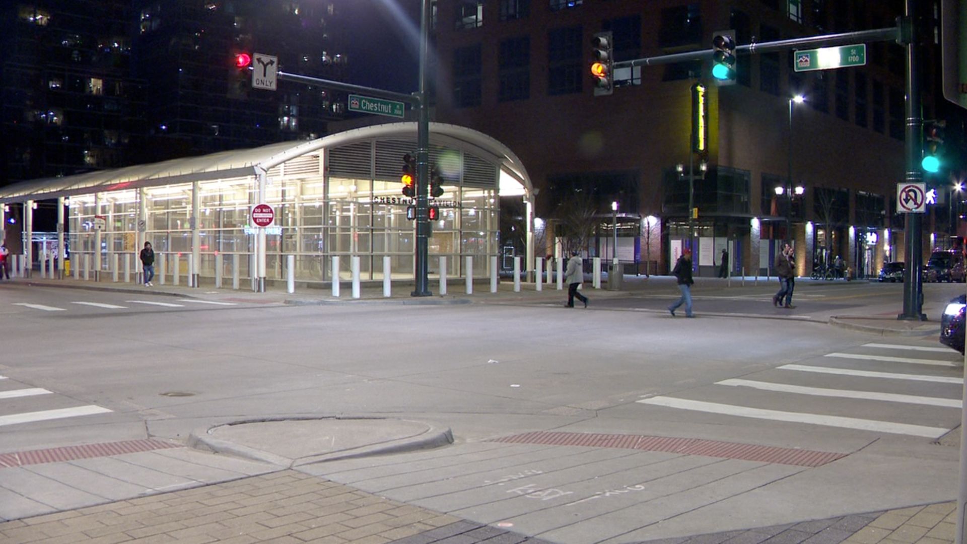 Two Arrested After Teen Shot Near Union Station, Police Say