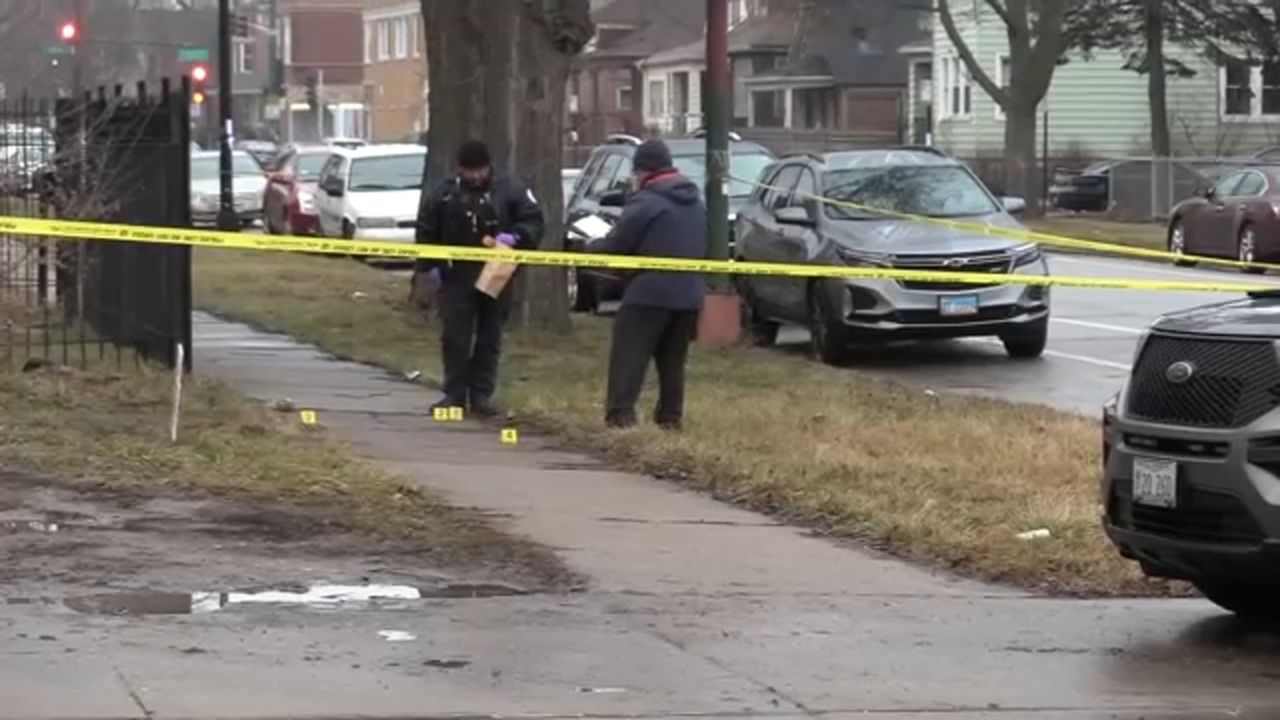 16-Year-Old Fatally Shot During Alleged Armed Robbery Attempt in West Pullman