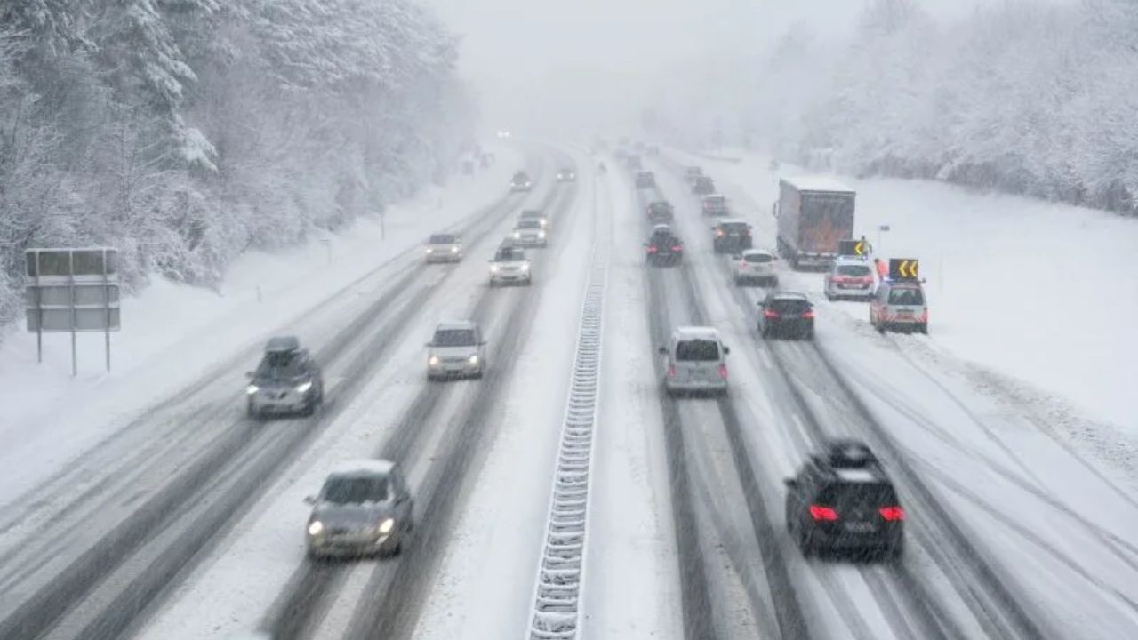 60° Sunshine Today, Snowstorm Tomorrow? Denver Braces for Friday Commute Chaos