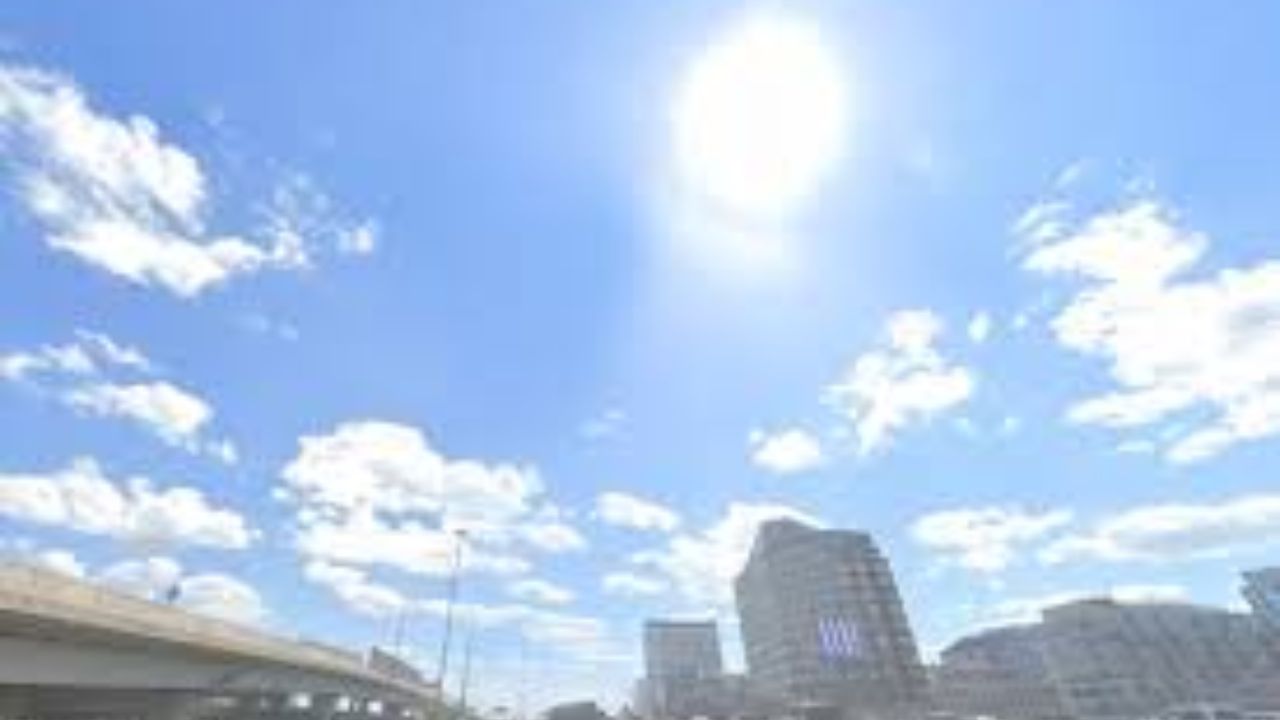Boston Flirts With 70° Today — But a Back Door Cold Front Is Ready to Crash the Party