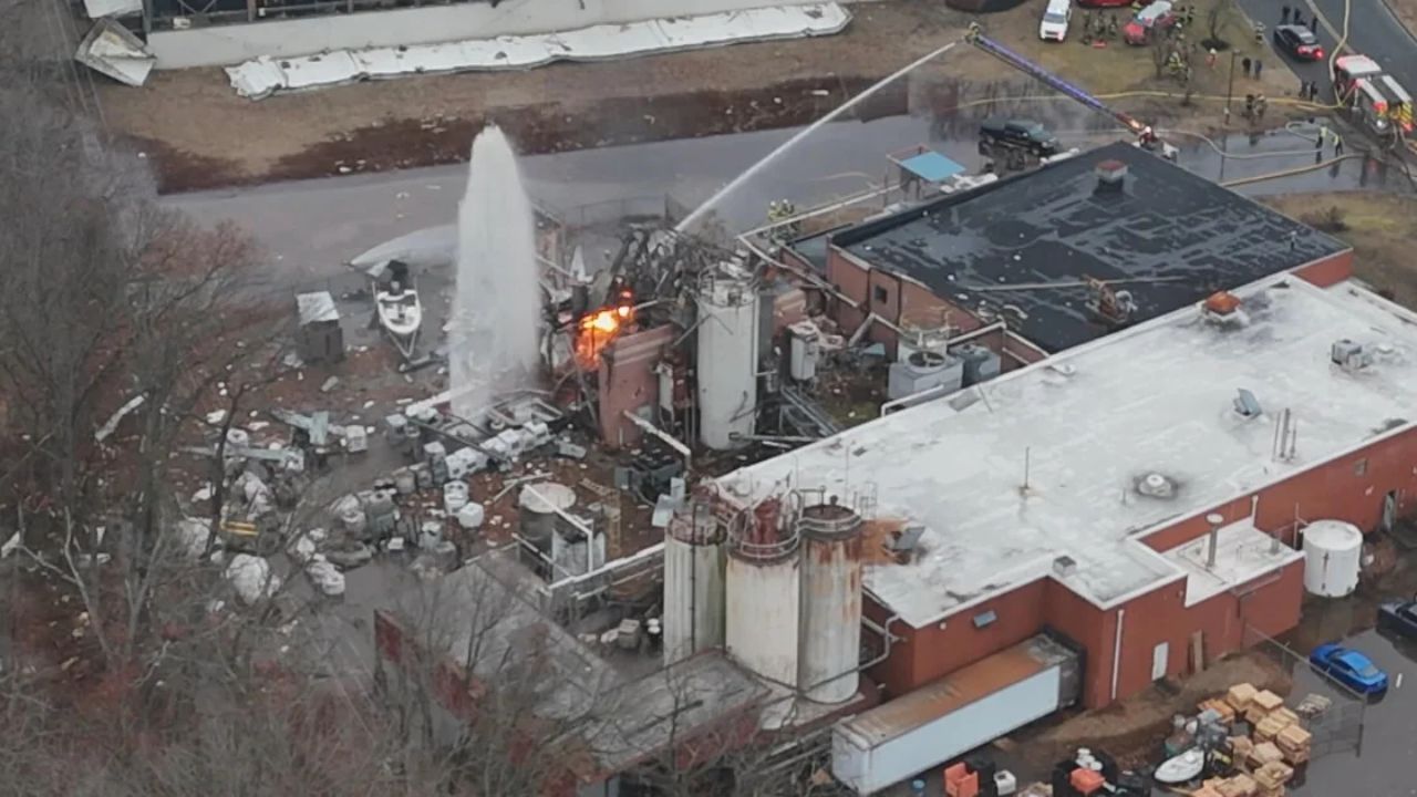 Massive Industrial Explosion in New Jersey Injures 4, Shakes Buildings for Miles