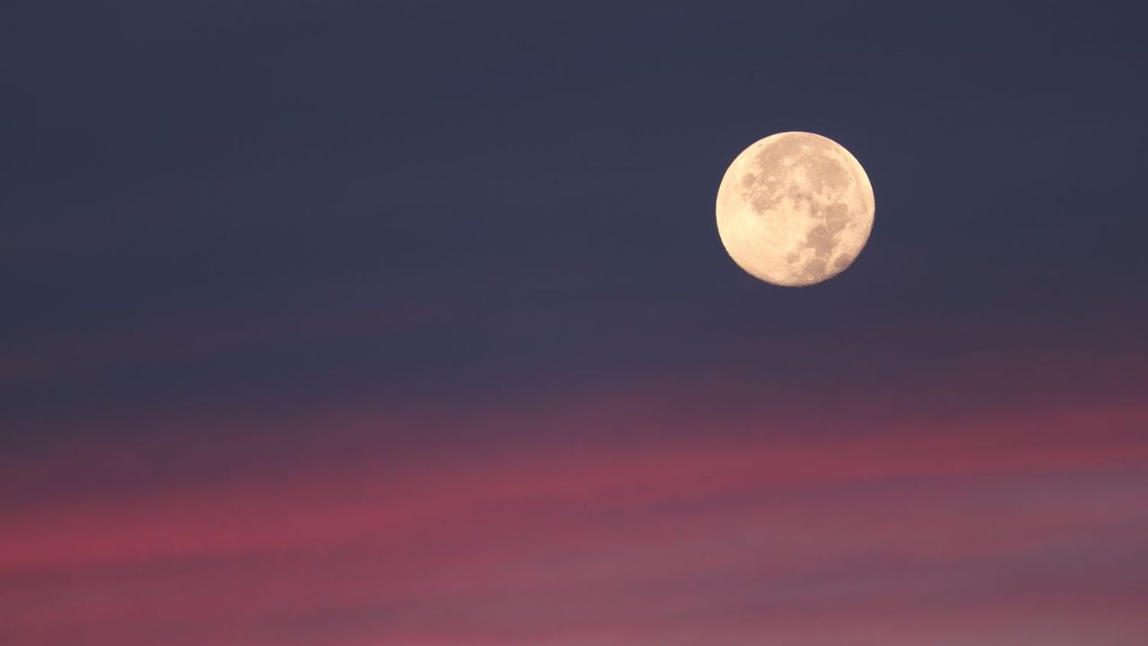 Montana Sky Watch: Pink Moon Peaks at 8:12 PM Wednesday With Clear Viewing Windows