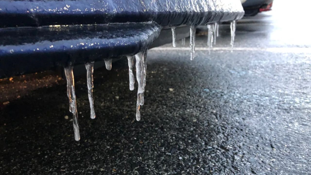 Chicago, Illinois Weather Alert: Rain Clears but Temps Drop to 37°F, Frost Risk Expected Overnight