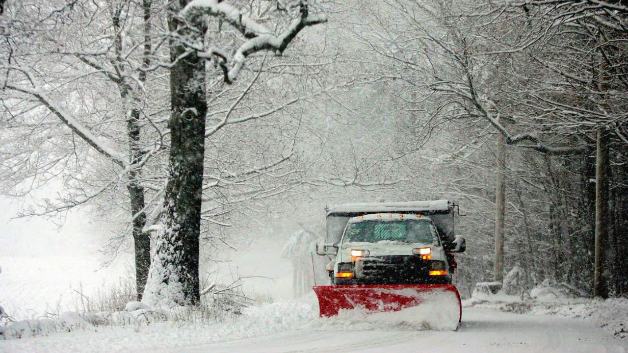 Detroit, Michigan Weather Alert: Frosty Mornings Ahead With Temps Near 30°F, Light Showers Possible Before Weekend Warmup