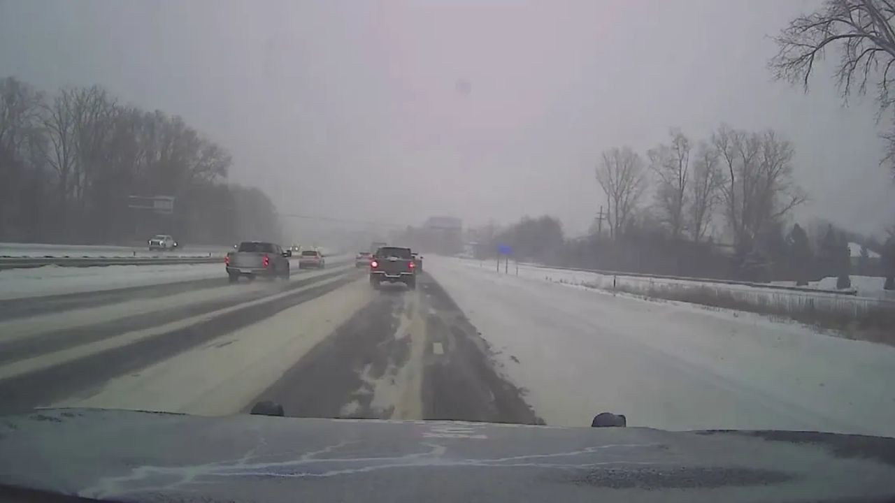 Detroit Weather Alert: Steady Rain to Soak Friday Morning Commute, Slick Roads Expected
