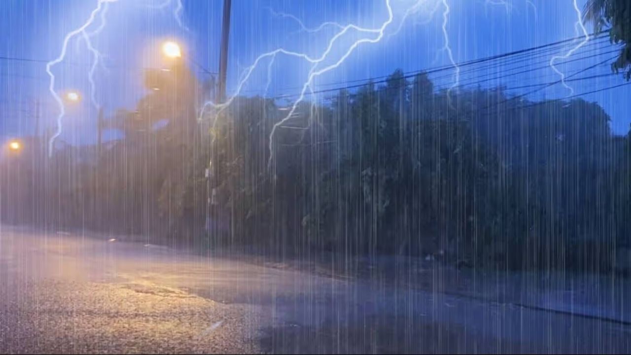 Florida Braces for Heavy Rain as Storm System Targets Drought and Wildfire Risk