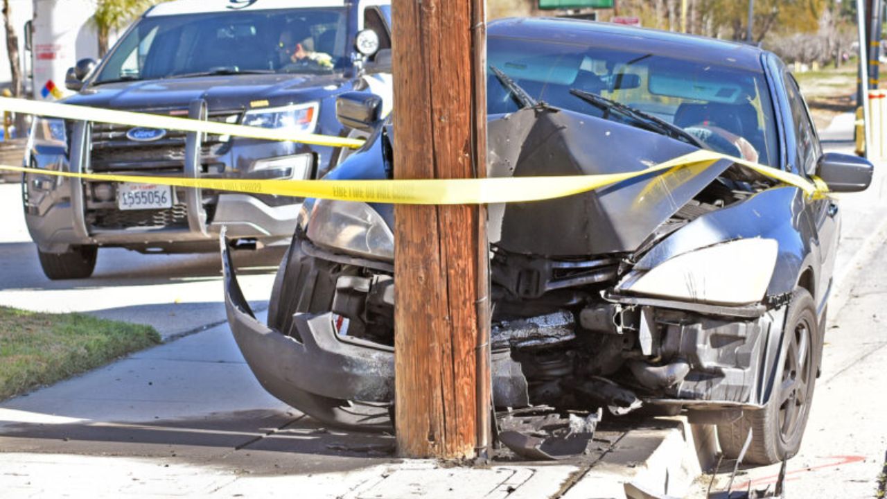 Henderson Driver Dies After Crashing Into Power Pole — Speed Was a Factor, Police Say