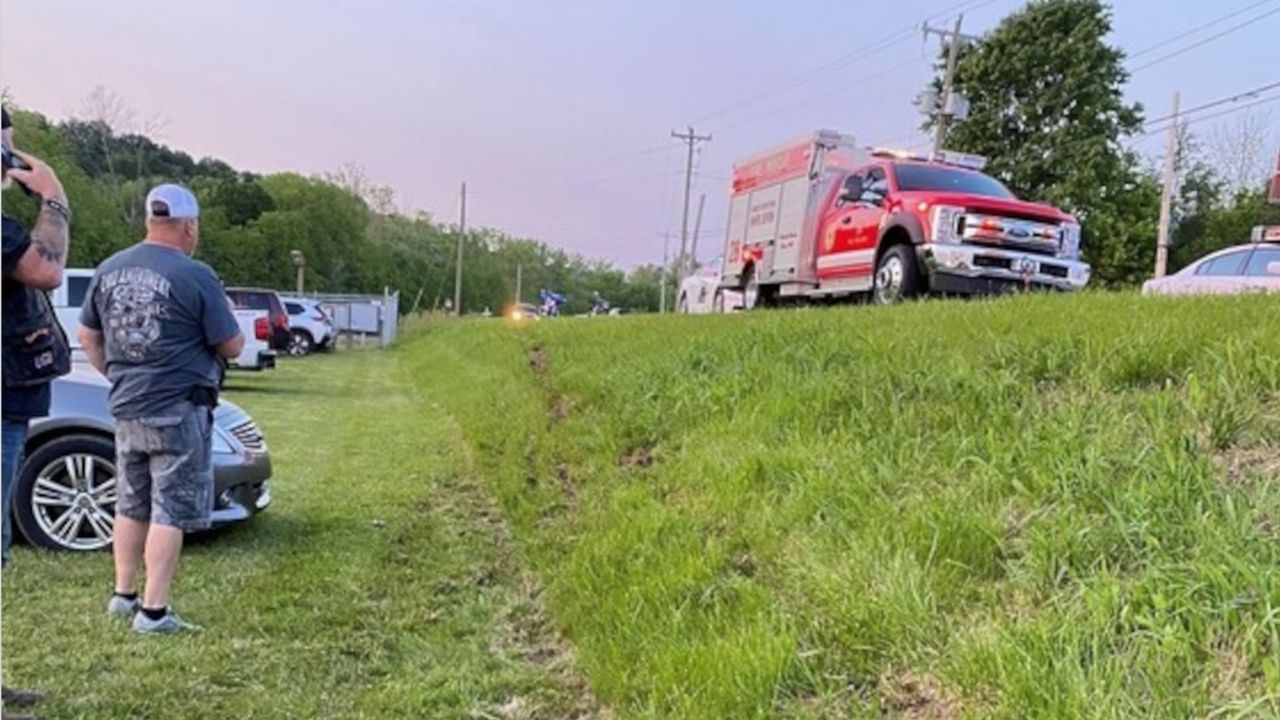 Indiana Man Killed After FedEx Truck Crashes Into Stopped Pickup on I-80