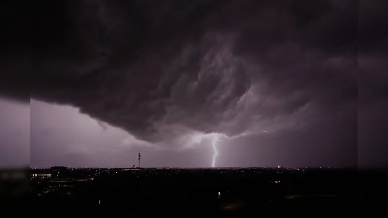 North Texas Weather Alert: Tornado Warnings, Severe Storms Threaten Region Through Weekend