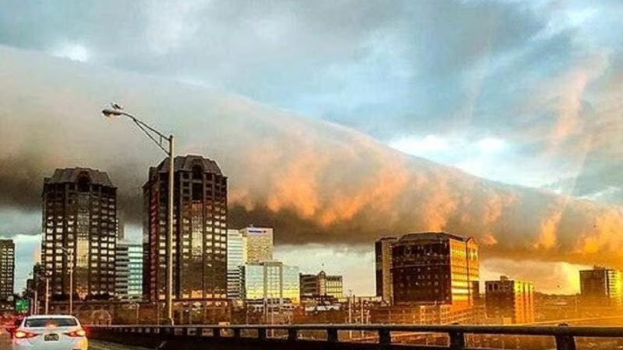 Northern Illinois Tornado Outbreak: 12 Twisters Confirmed, 90 MPH Winds Damage Sterling and Surrounding Areas
