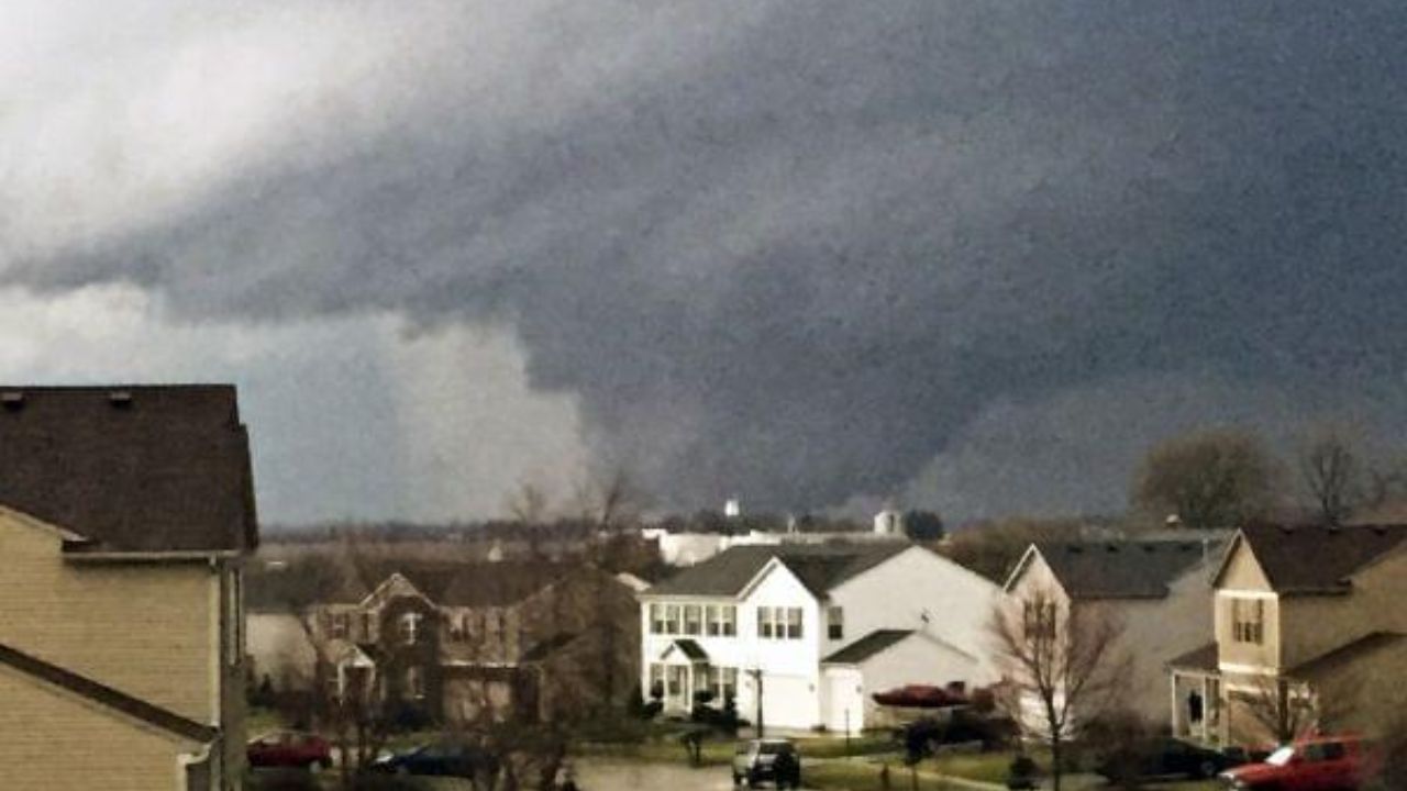 Northern Illinois Tornado Outbreak Leaves Damage in Sterling and Savanna as 12 Twisters Confirmed