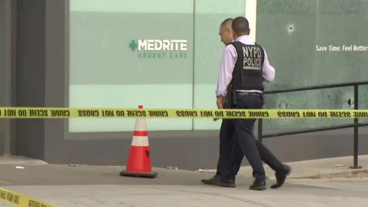Shooting involving NYPD officers and multiple gunmen leaves suspect injured, investigation ongoing