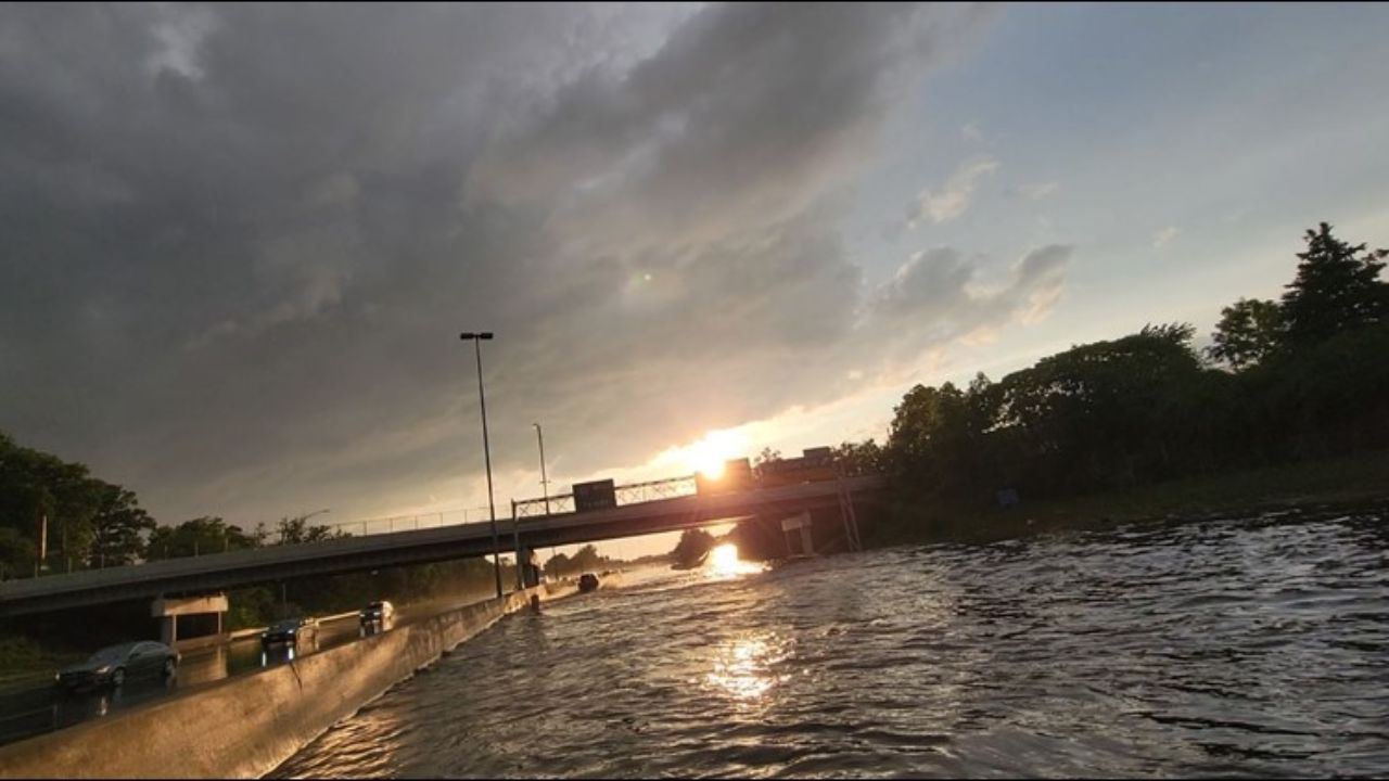 South Florida Weather Alert: Heavy Rain Brings Flood Threat, Risky Commutes Expected Tuesday
