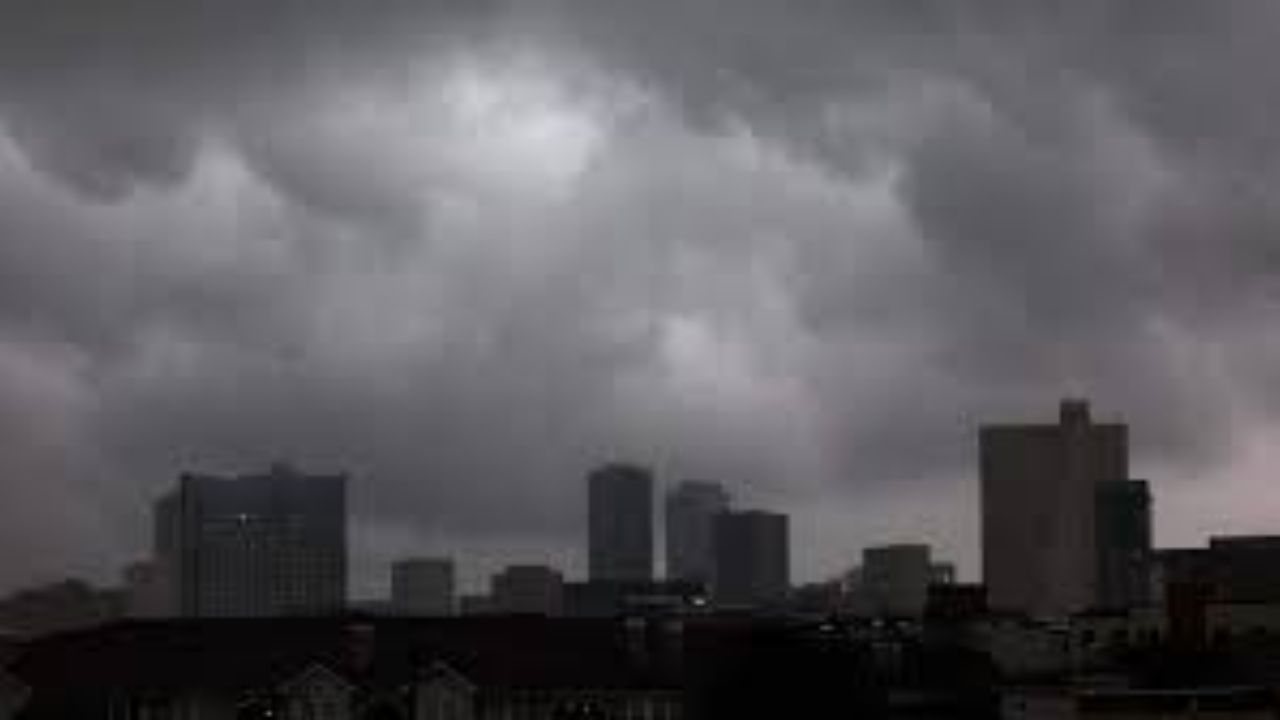 Southeast Texas Weather Update: Storms Fade Tonight, Spotty Rain Chances Continue Through Week