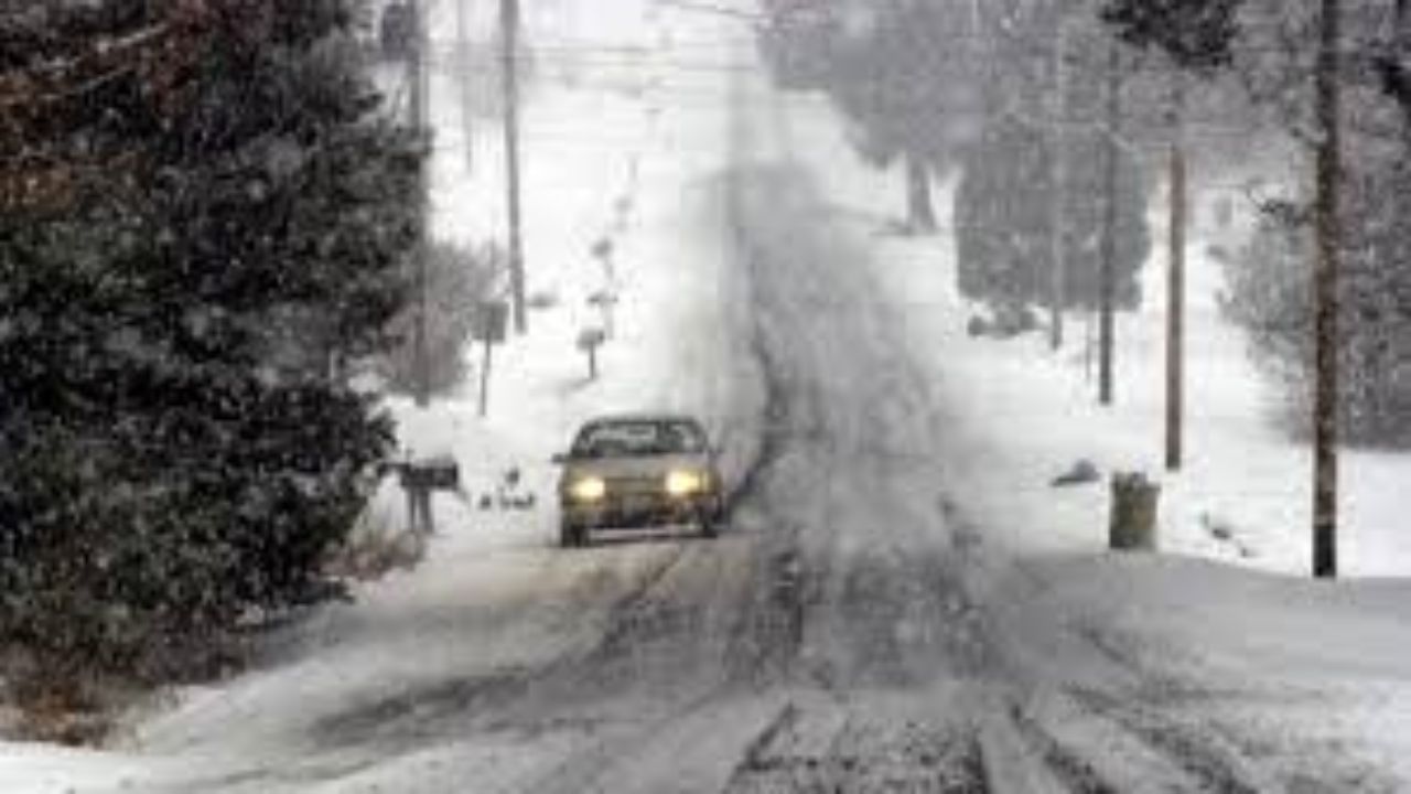 Upper Michigan Drivers Beware — Dangerous Snow Showers Dropping Visibility to Near Zero This Afternoon