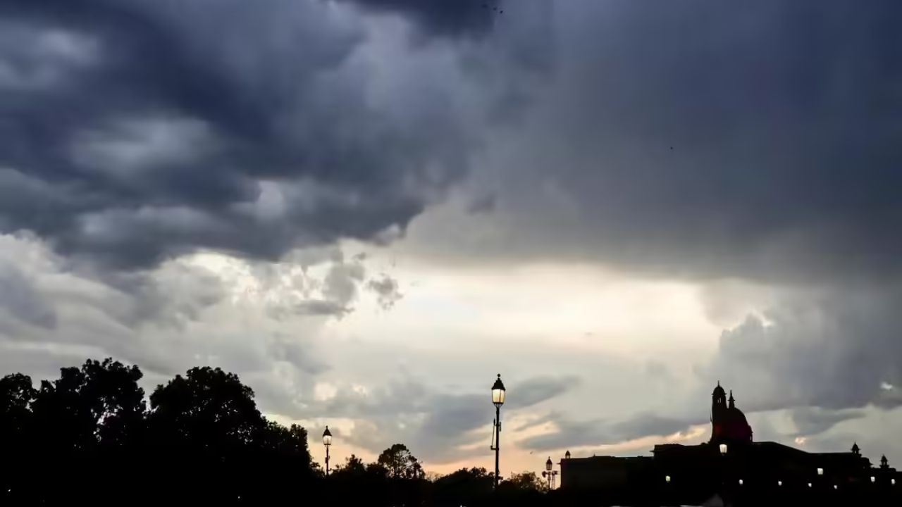 Wilmington, Ohio Weather Update: Warm 75°F Afternoon Gives Way to Evening Storm Risk