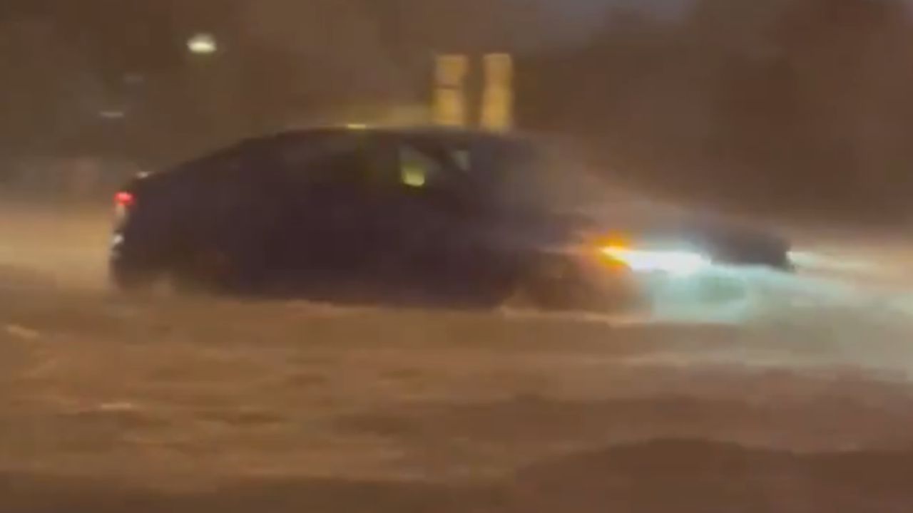 Don't Plan Outdoor Activities Just Yet — New Orleans and Baton Rouge Are In for a Wet, Stormy Weekend With Flood Risk