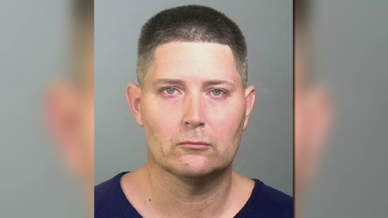 Drunk Neighbor Kills 77-Year-Old Florida Woman Getting Her Mail in Front Yard