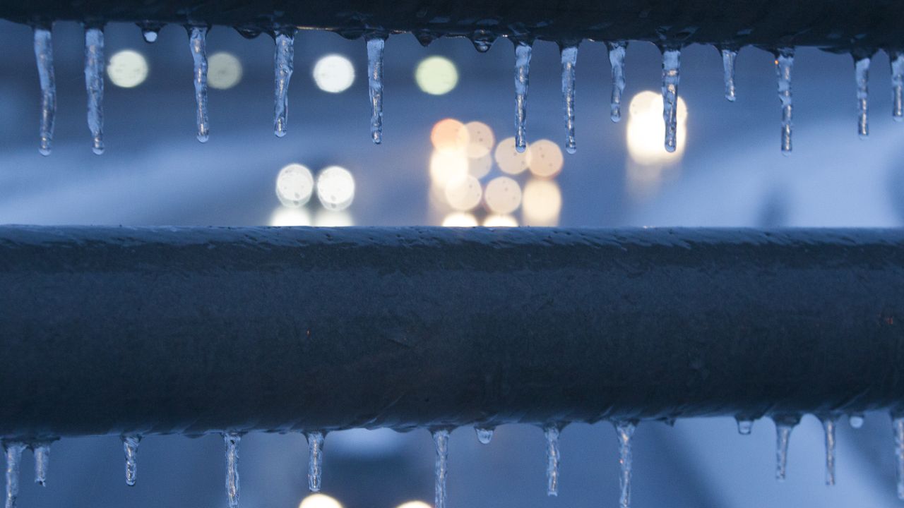 Frost Tonight, Rain on Sunday, and Near-Freezing Mountain Peaks — New Hampshire and Western Maine’s Memorial Day Weekend Is Not What You Expected