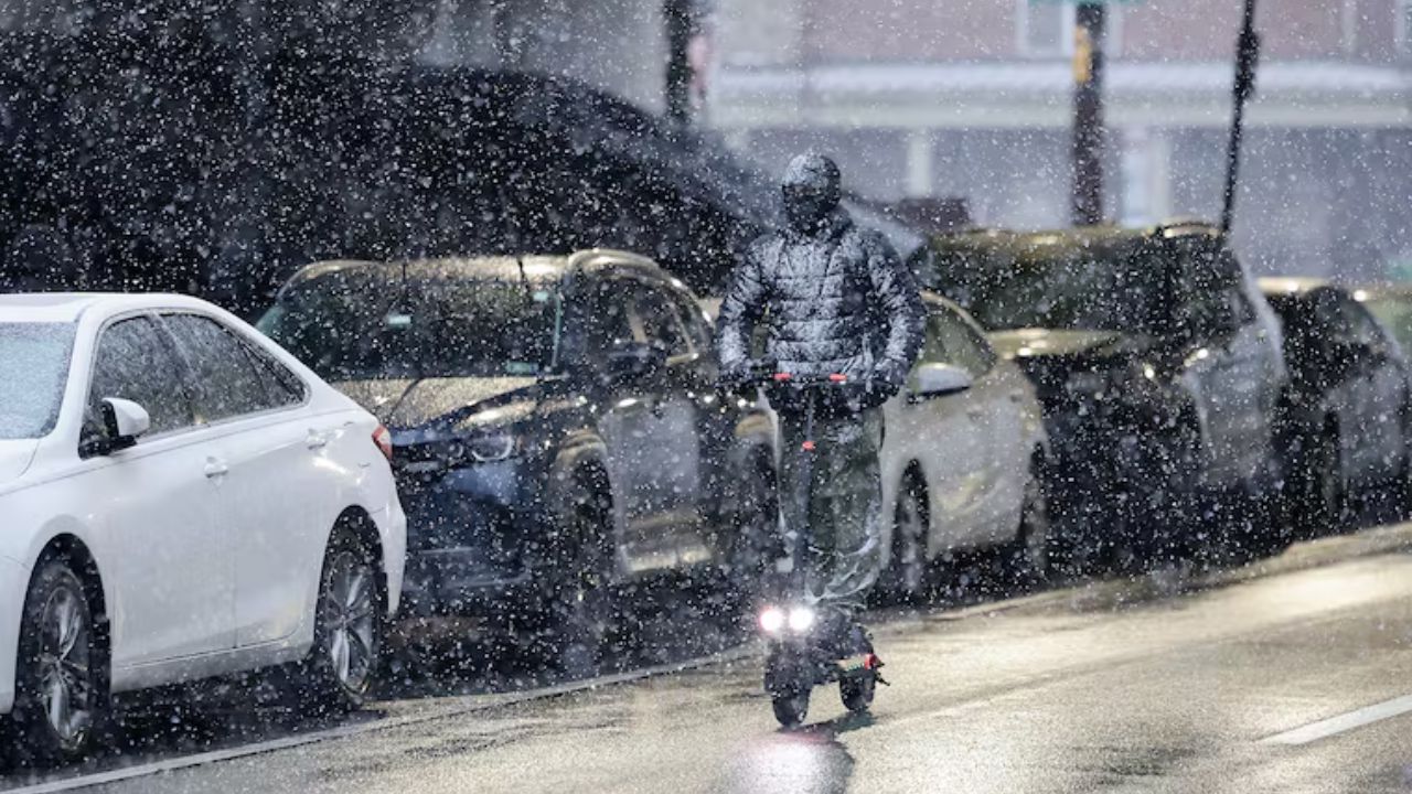 Philadelphia Weather: Warm Start to the Week Before Storms and a Big Temperature Drop