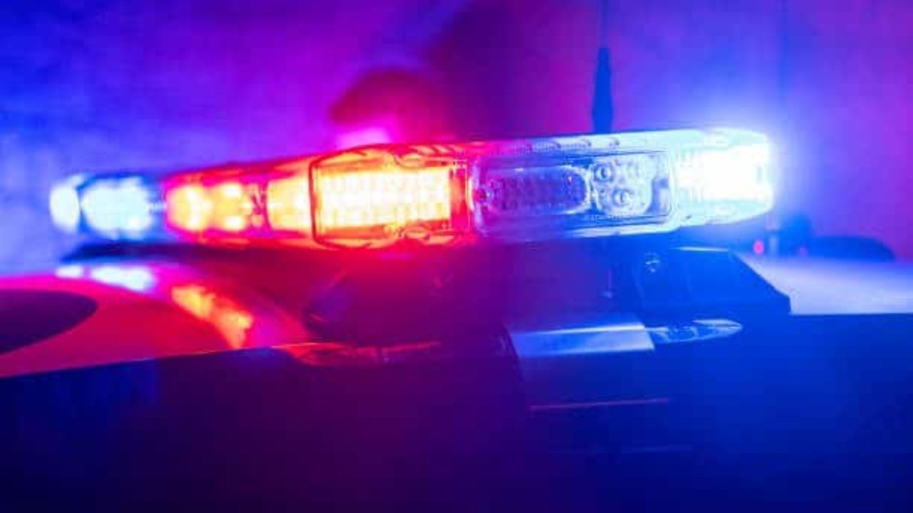 Pierce County sheriff's office identifies suspect in officer shooting — still searching as public urged to stay alert
