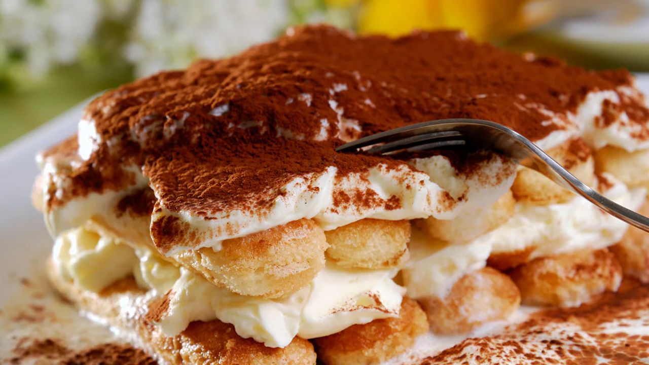Tiramisu Is Suddenly Everywhere in America — From Starbucks Lattes to Fine Dining Menus, Here’s Why This Italian Dessert Is 2026’s Biggest Food Obsession