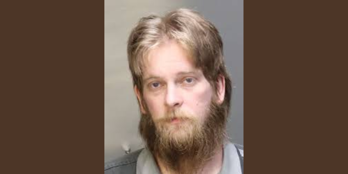 Guns within a toddler's reach, marijuana smell at the door — what police found inside this Bellmead apartment