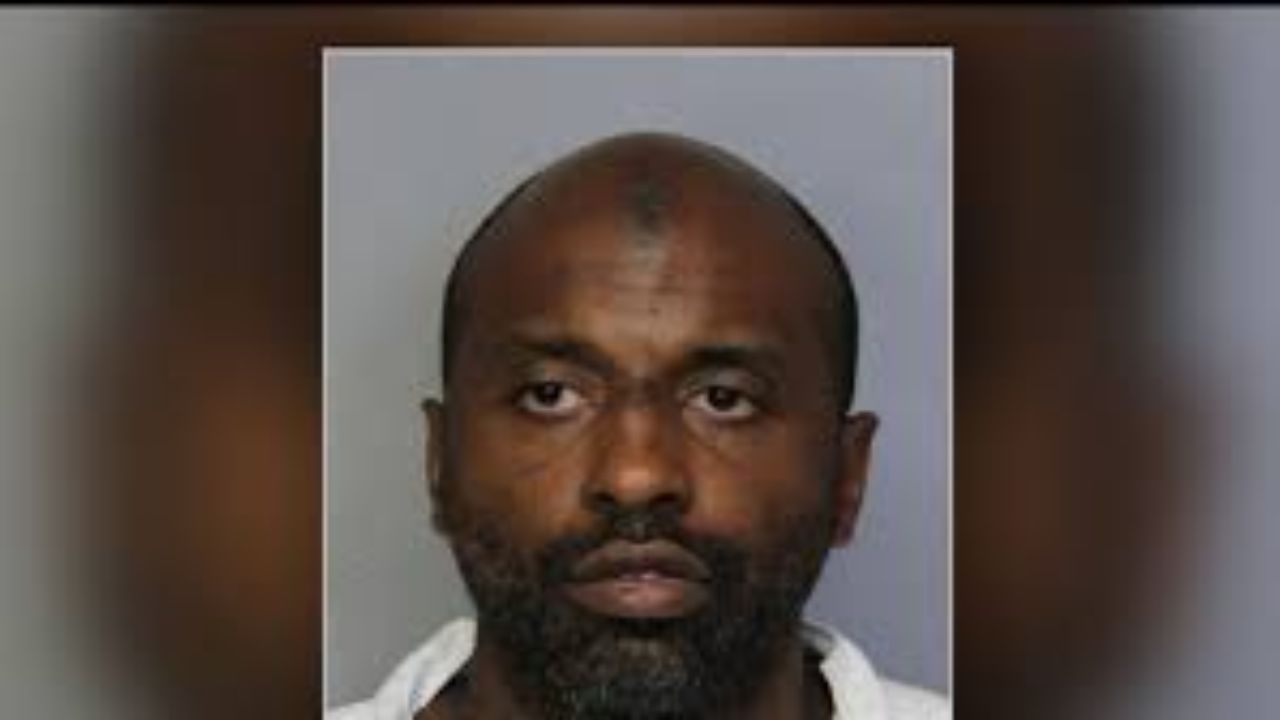 He Already Killed His Own Mother — Then Walked Into a Dunkin' and Executed the Manager With a Revolver